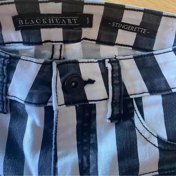 Blackheart Black & White Stripe Zippered Stingerette Jeans Juniors Size 1 GUC - Picture 6 of 12